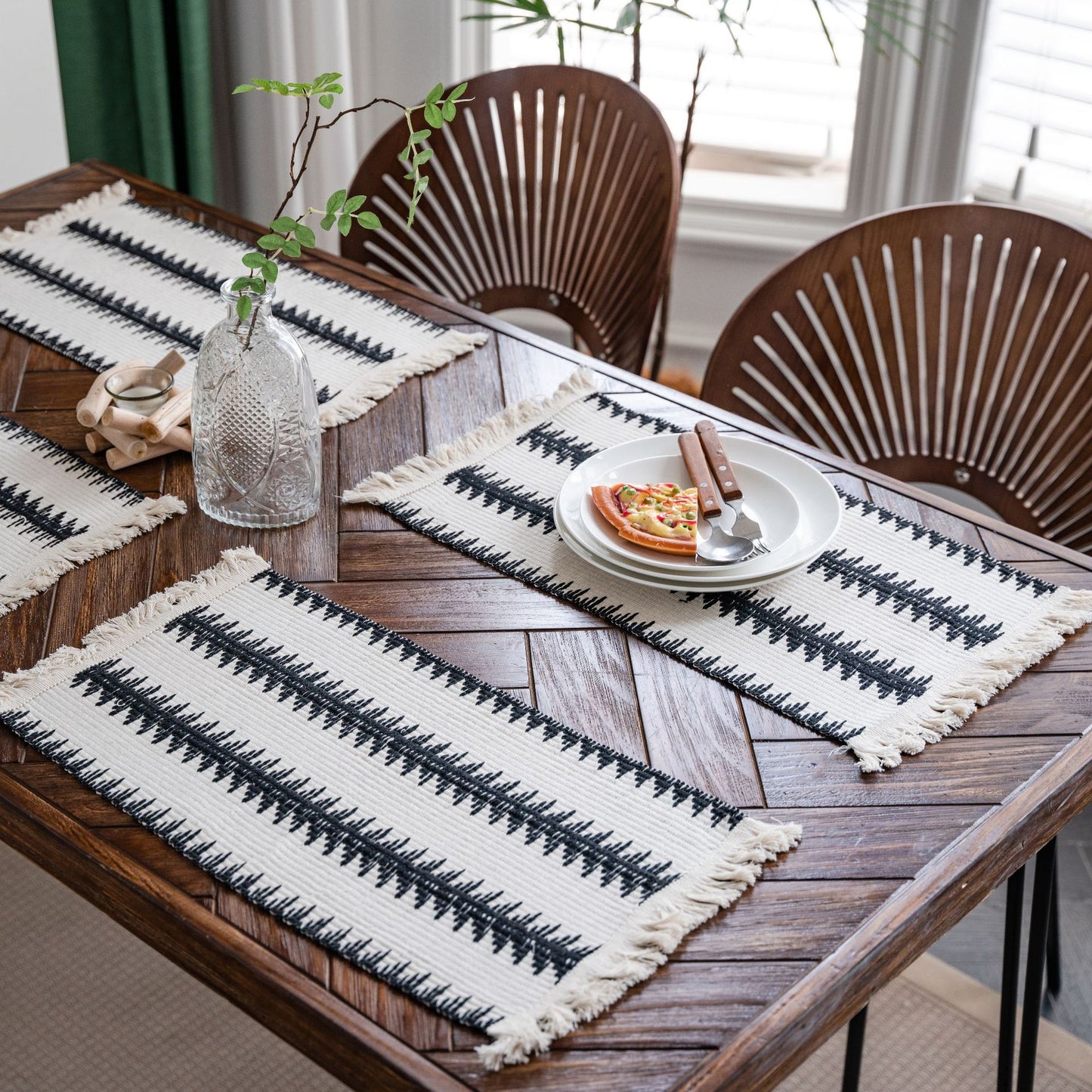 Flax Woven Striped Tassel Festive Placemat