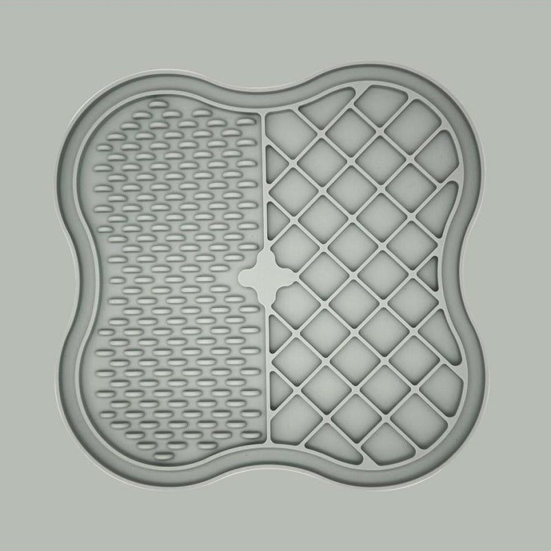 Pet Silicone Slow Feeding Mat for dogs and cats1